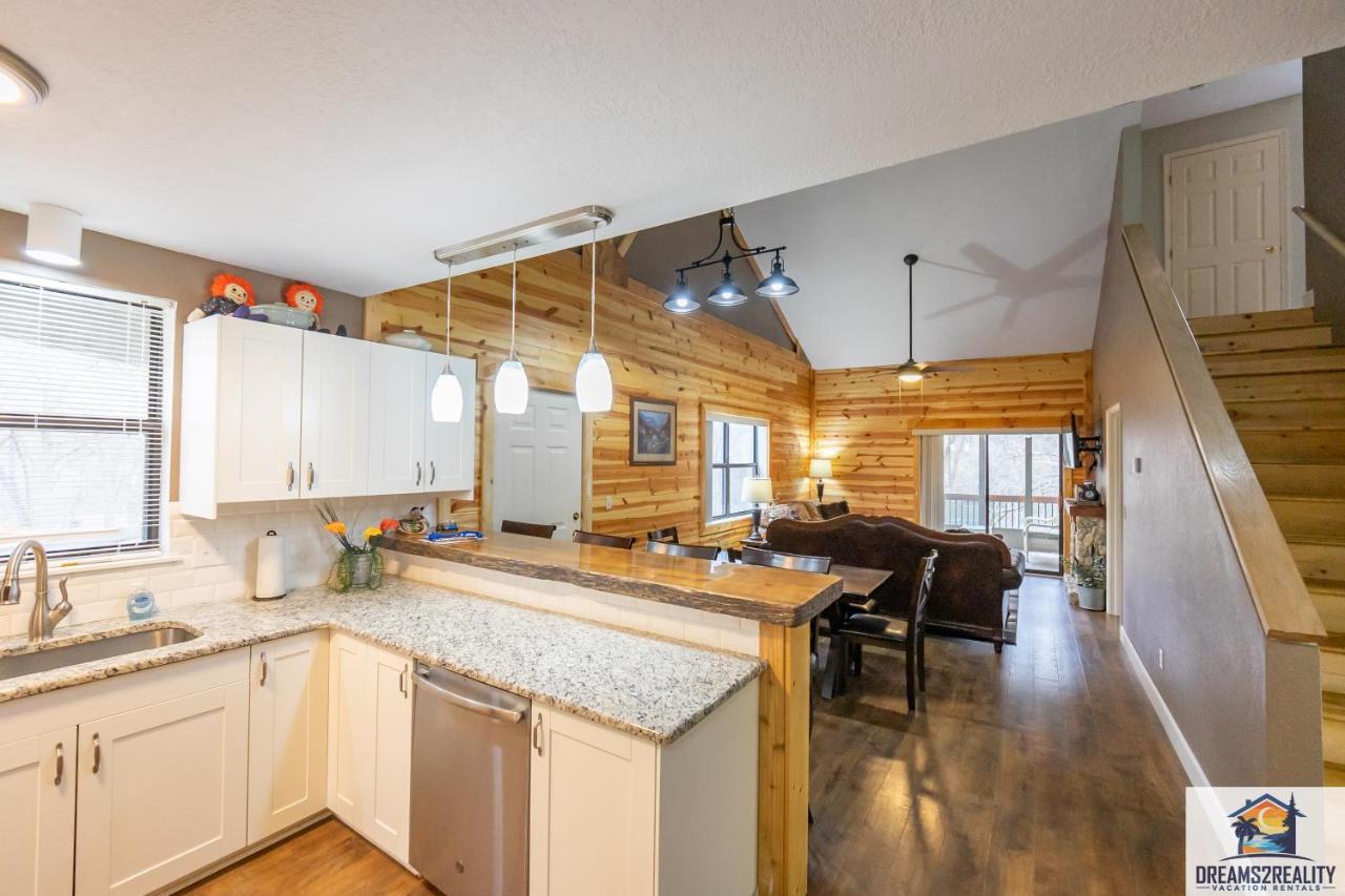 3Br Condo With Lake View - Trout Fishing - Playground - 2 Pools - Free Tickets Included - Pr69-9 Μπράνσον Εξωτερικό φωτογραφία