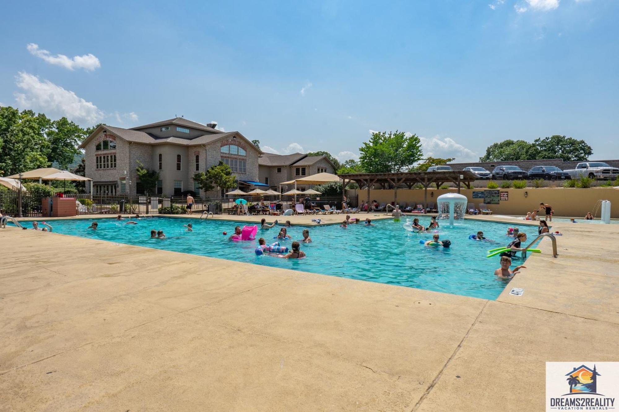 3Br Condo With Lake View - Trout Fishing - Playground - 2 Pools - Free Tickets Included - Pr69-9 Μπράνσον Εξωτερικό φωτογραφία