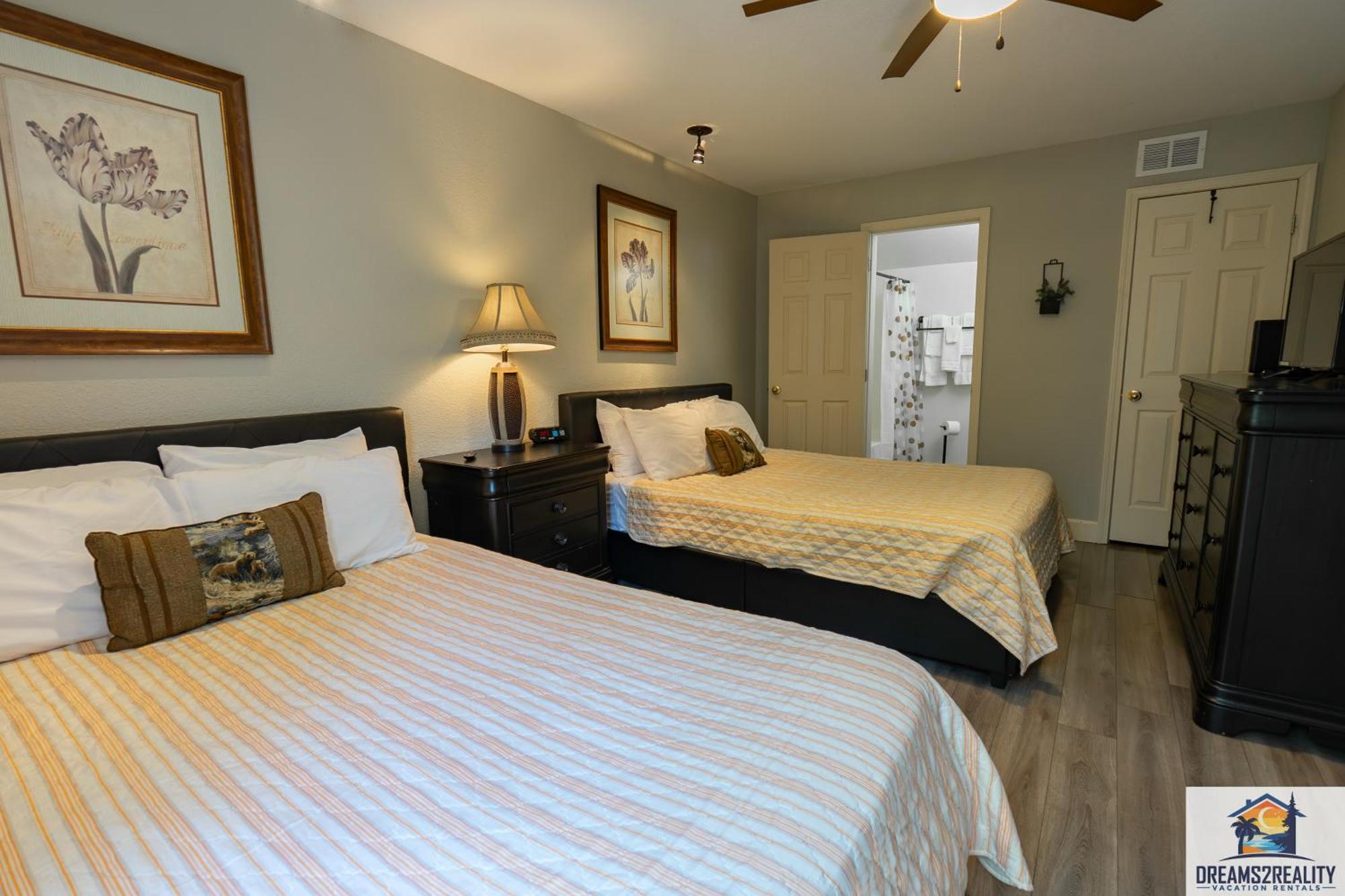 3Br Condo With Lake View - Trout Fishing - Playground - 2 Pools - Free Tickets Included - Pr69-9 Μπράνσον Εξωτερικό φωτογραφία
