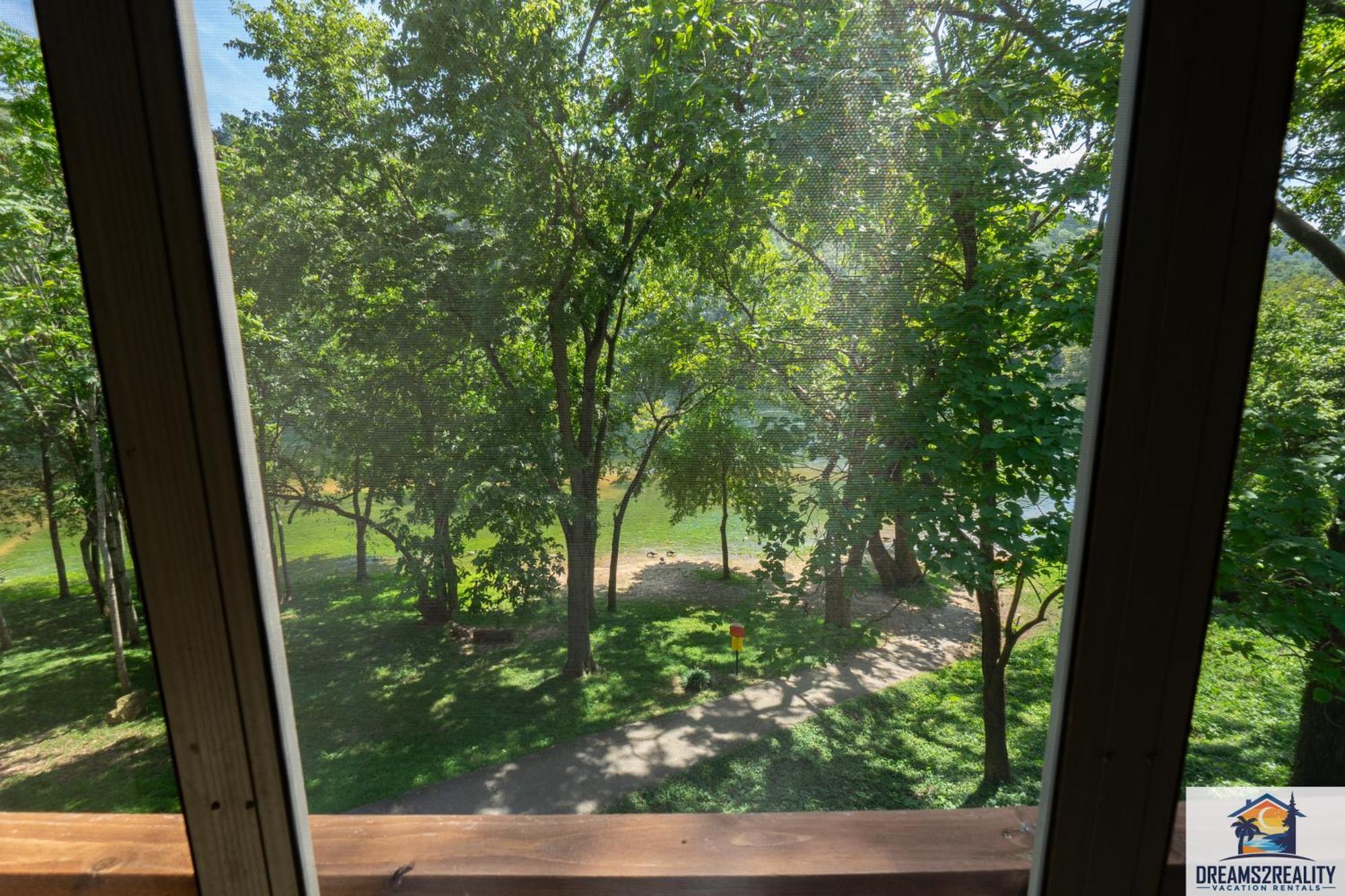 3Br Condo With Lake View - Trout Fishing - Playground - 2 Pools - Free Tickets Included - Pr69-9 Μπράνσον Εξωτερικό φωτογραφία