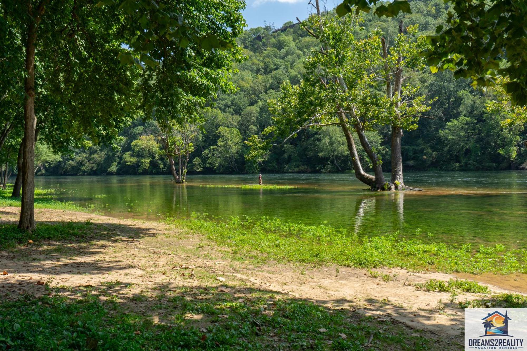 3Br Condo With Lake View - Trout Fishing - Playground - 2 Pools - Free Tickets Included - Pr69-9 Μπράνσον Εξωτερικό φωτογραφία