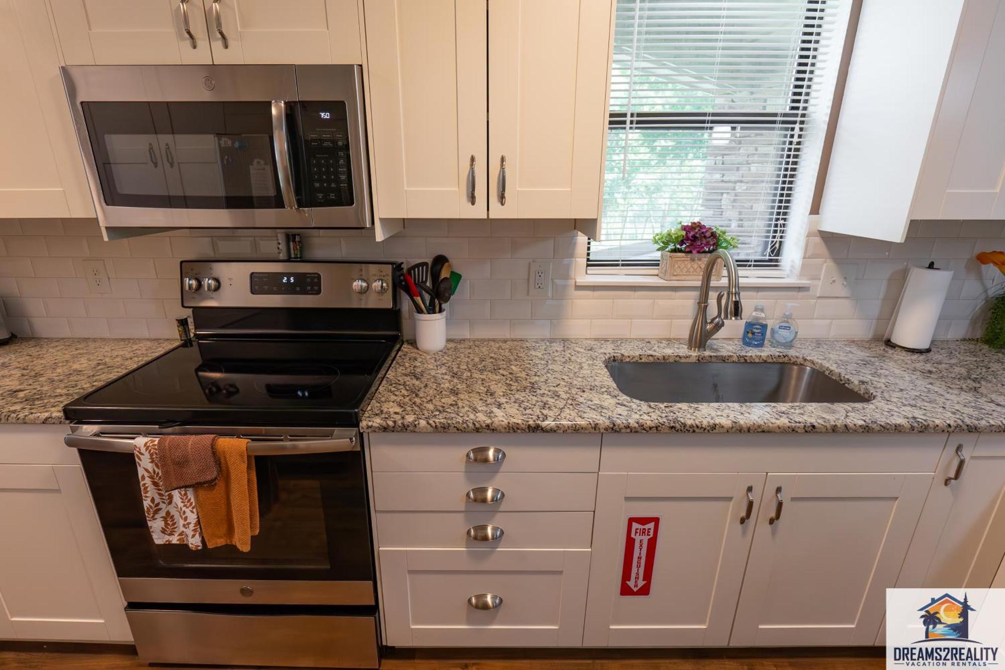 3Br Condo With Lake View - Trout Fishing - Playground - 2 Pools - Free Tickets Included - Pr69-9 Μπράνσον Εξωτερικό φωτογραφία